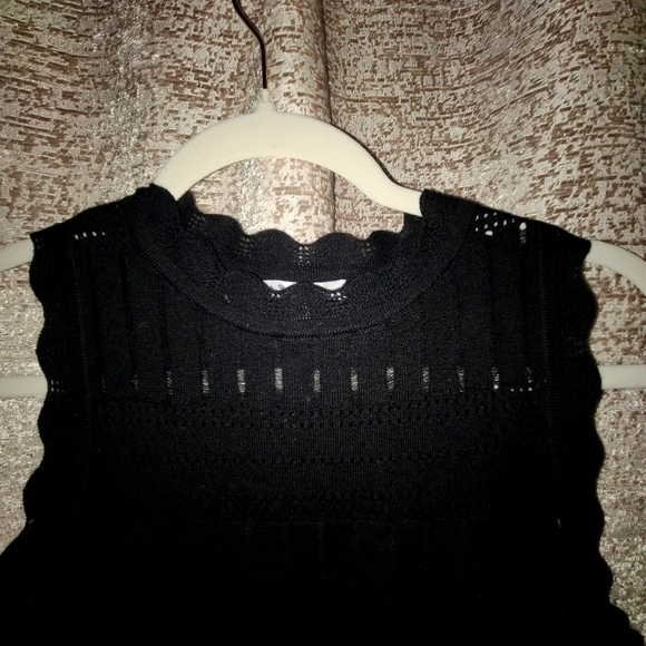 10 Crosby Derek Lam Black Ruffled Tank Top - Picture 5 of 9